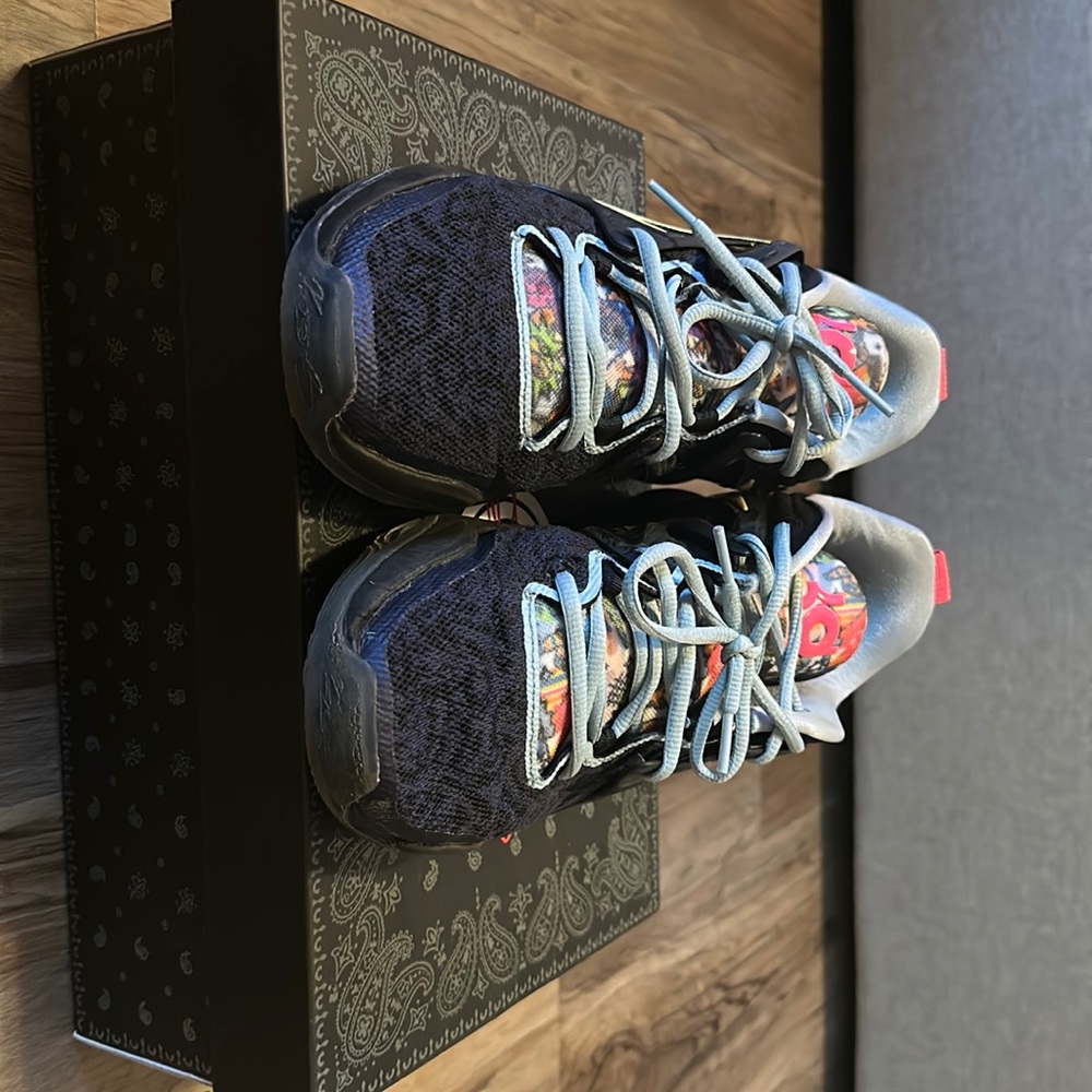 KD15 Basketball shoes